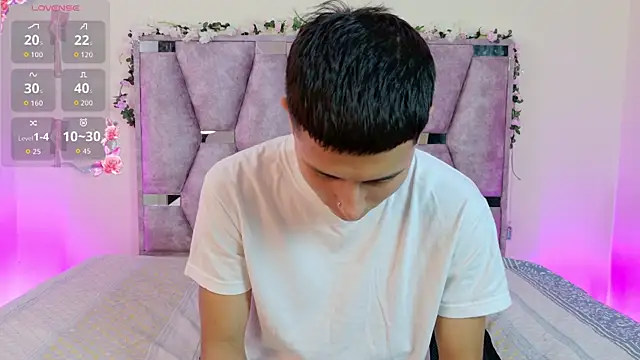 Snapshot of lana_and_liam_ chatting on November 29, 10:29 am lana and liam online show from November 29, 10:29 am