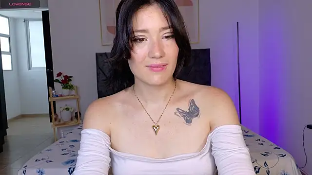 Eliih 01 online show from October 13, 9:48 pm