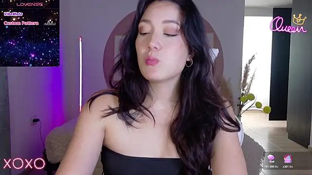Snapshot of Eliih_01 chatting on May 21, 3:30 pm Eliih 01 online show from May 21, 3:30 pm