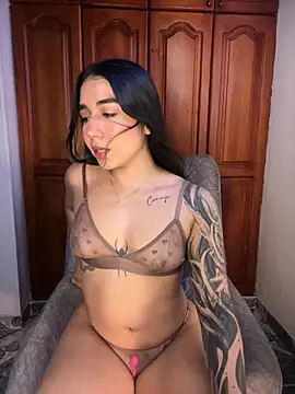 KaditaNavarro online show from June 29, 11:05 pm