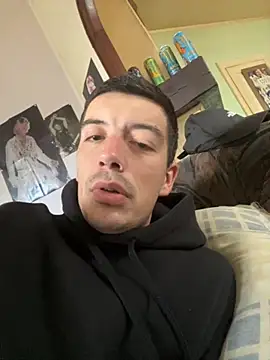 Snapshot of gb7572 chatting on September 21, 12:29 pm gb7572 online show from September 21, 12:29 pm