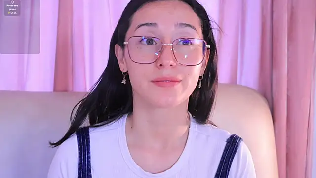 Ginevra esposito online show from November 4, 1:10 pm