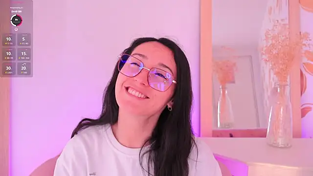 Ginevra esposito online show from February 4, 12:33 pm