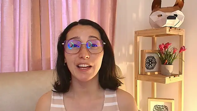 Ginevra esposito online show from April 28, 12:32 pm