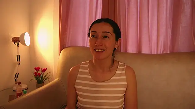 Snapshot of Ginevra_esposito chatting on June 8, 2:06 pm Ginevra esposito online show from June 8, 2:06 pm