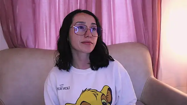 Snapshot of Ginevra_esposito chatting on June 17, 12:18 pm Ginevra esposito online show from June 17, 12:18 pm