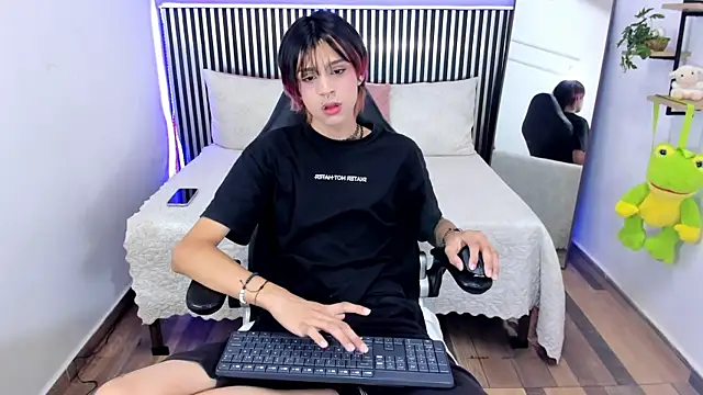 Snapshot of Dan_Copers chatting on September 15, 1:44 pm Dan Copers online show from September 15, 1:44 pm