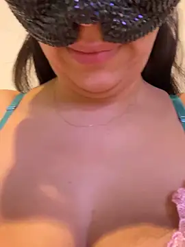 Nursen1 online show from March 29, 8:09 pm