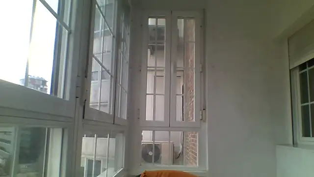 Emily de Carla online show from March 1, 2:19 pm