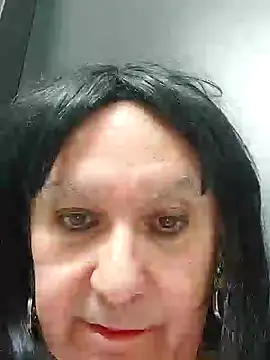 Snapshot of Emily_de_Carla chatting on June 5, 6:52 am Emily de Carla online show from June 5, 6:52 am