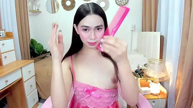 Snapshot of joyfulmartinaa chatting on September 26, 1:59 pm joyfulmartinaa online show from September 26, 1:59 pm