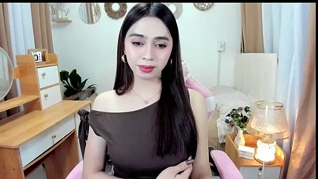 Snapshot of joyfulmartinaa chatting on October 14, 2:07 pm joyfulmartinaa online show from October 14, 2:07 pm