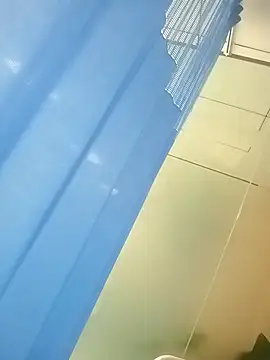 Snapshot of hoanga85 chatting on March 26, 7:14 am hoanga85 online show from March 26, 7:14 am