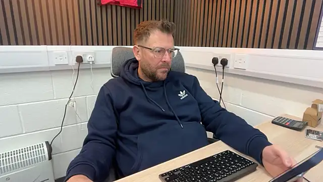 bilf1978 online show from March 17, 6:50 am