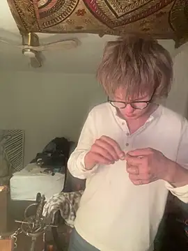 XanderOzzz online show from April 21, 7:58 am