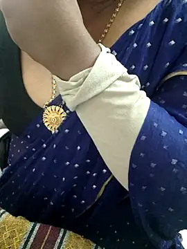 Snapshot of Tamil-rami chatting on September 16, 6:25 am Tamil-rami online show from September 16, 6:25 am