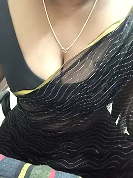 Snapshot of Tamil-rami chatting on November 10, 4:17 pm Tamil-rami online show from November 10, 4:17 pm