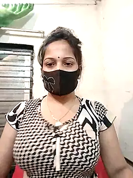 Snapshot of Payel_50 chatting on May 10, 4:34 pm Payel 50 online show from May 10, 4:34 pm