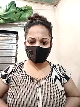 Snapshot of Payel_50 chatting on May 12, 8:28 pm Payel 50 online show from May 12, 8:28 pm