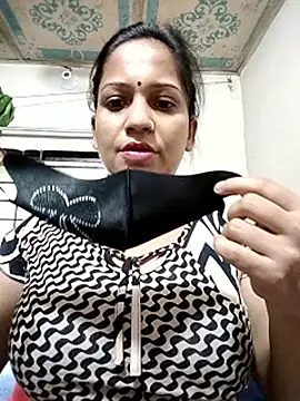 Snapshot of Payel_50 chatting on May 16, 7:05 am Payel 50 online show from May 16, 7:05 am