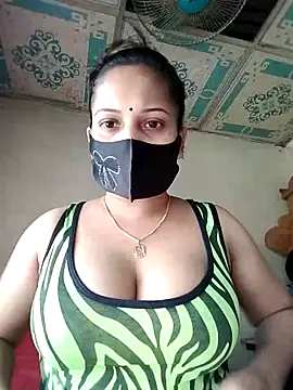 Snapshot of Payel_50 chatting on May 18, 7:47 am Payel 50 online show from May 18, 7:47 am