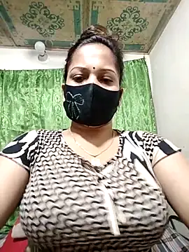 Snapshot of Payel_50 chatting on May 23, 5:28 pm Payel 50 online show from May 23, 5:28 pm