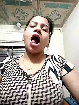 Snapshot of Payel_50 chatting on May 31, 6:09 pm Payel 50 online show from May 31, 6:09 pm