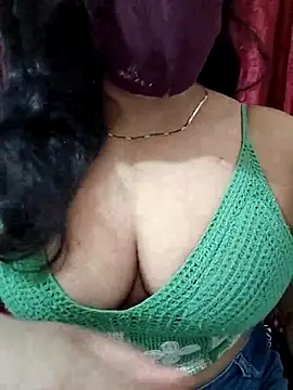 Snapshot of Sakshi4u chatting on March 6, 7:05 am Sakshi4u online show from March 6, 7:05 am