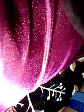 hot manishacpl online show from December 15, 5:28 pm