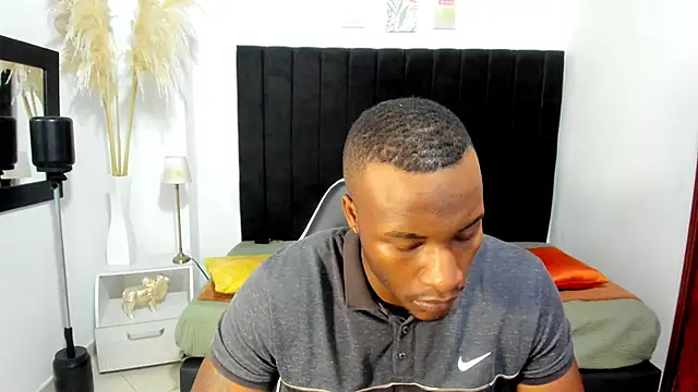 chrstian lewis1 online show from November 10, 11:31 am