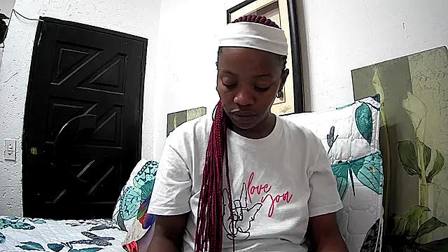 Snapshot of CandyNaynay chatting on October 30, 9:15 pm CandyNaynay online show from October 30, 9:15 pm