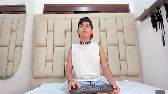 Felipe Cold online show from December 23, 2:20 am