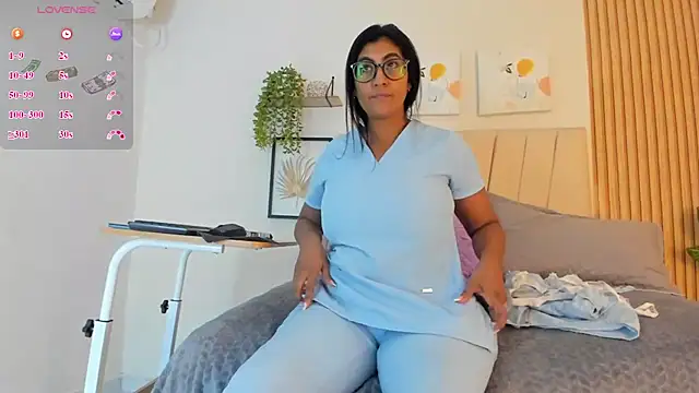  Miaa khalifa  online show from June 10, 12:26 pm