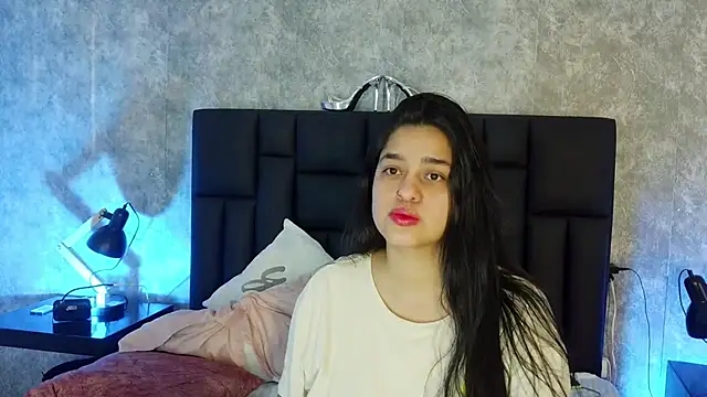 Snapshot of crystaldarliing chatting on May 11, 7:00 pm crystaldarliing online show from May 11, 7:00 pm