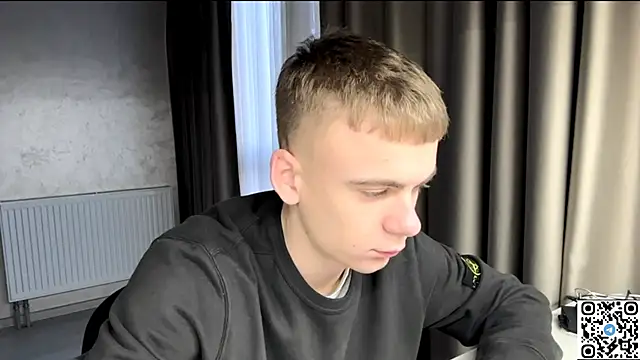 echowraith online show from December 17, 6:19 am