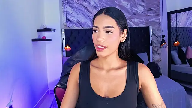 Snapshot of kitty_collins_ chatting on July 27, 11:50 am kitty collins online show from July 27, 11:50 am
