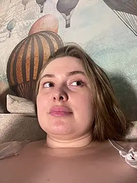 DeniMilkyyyyy online show from June 21, 5:04 pm