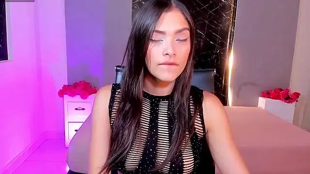 Snapshot of Hannacooper3 chatting on September 22, 7:27 pm Hannacooper3 online show from September 22, 7:27 pm