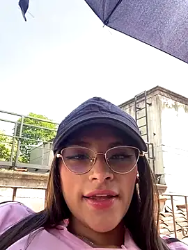 Snapshot of Hannacooper3 chatting on November 12, 3:12 pm Hannacooper3 online show from November 12, 3:12 pm