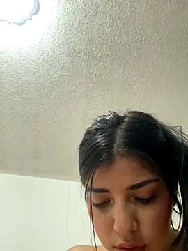 Isaa-Sweet online show from September 10, 11:10 am