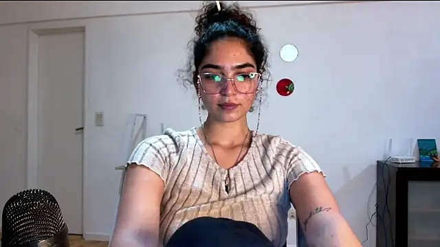 Ariagal online show from October 9, 8:51 pm