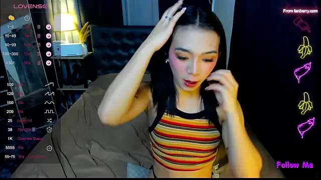 Snapshot of bellamoonlightX chatting on May 8, 7:46 am bellamoonlightX online show from May 8, 7:46 am