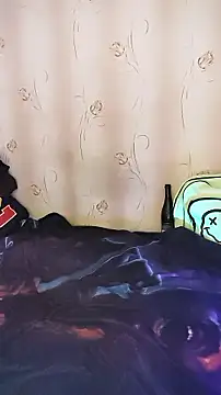 Snapshot of Tselka chatting on January 14, 10:58 pm Tselka online show from January 14, 10:58 pm