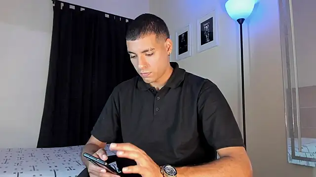 TeamPorn 19 online show from October 28, 7:38 pm