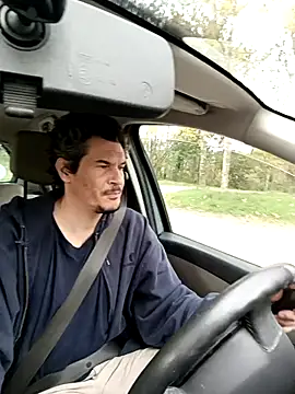 Snapshot of twitshe chatting on October 29, 11:12 am twitshe online show from October 29, 11:12 am