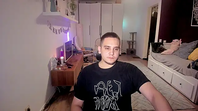 Snapshot of Bear_Beer130 chatting on November 10, 4:28 pm Bear Beer130 online show from November 10, 4:28 pm