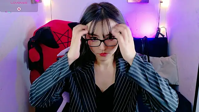 MiaVelvetDoll online show from November 25, 1:44 pm