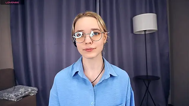 Snapshot of EdaKirkIin chatting on September 11, 4:18 pm EdaKirkIin online show from September 11, 4:18 pm