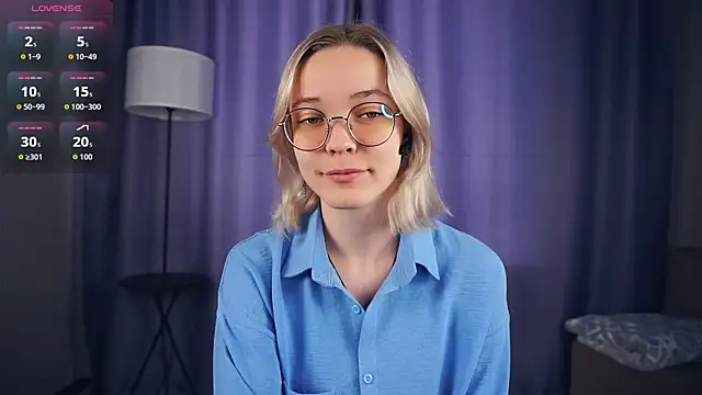 Snapshot of EdaKirkIin chatting on September 15, 6:24 am EdaKirkIin online show from September 15, 6:24 am