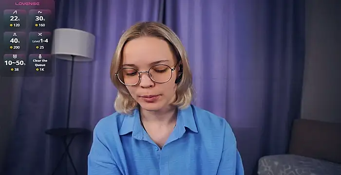 Snapshot of EdaKirkIin chatting on September 17, 6:26 am EdaKirkIin online show from September 17, 6:26 am